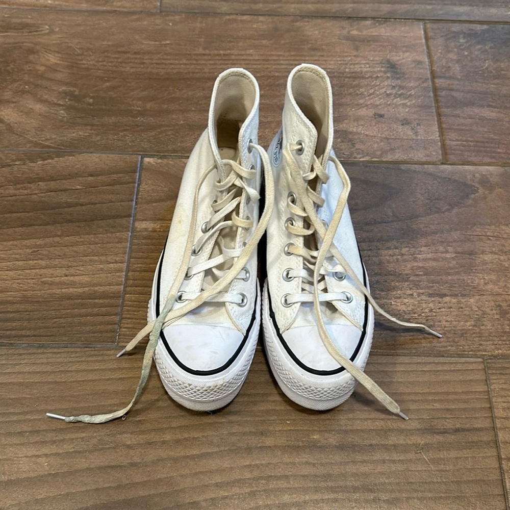 Platform converse
